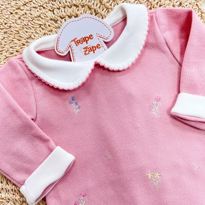  Macacão Tricotil (Tricot 100% Algodão) com Gola e Bordado - Rose Flores com Raminhos